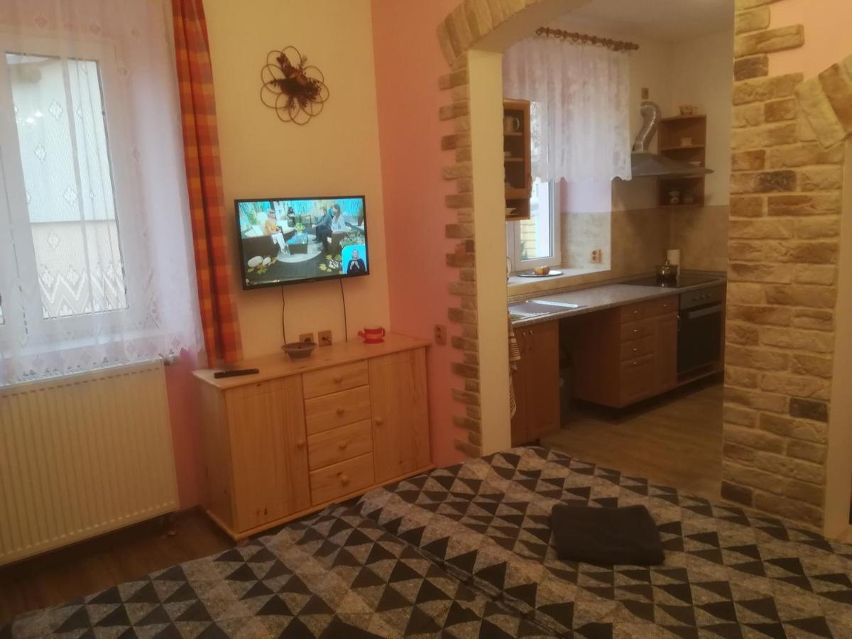 Apartmany Pod Baruncinou Skolou Česká Skalice Εξωτερικό φωτογραφία